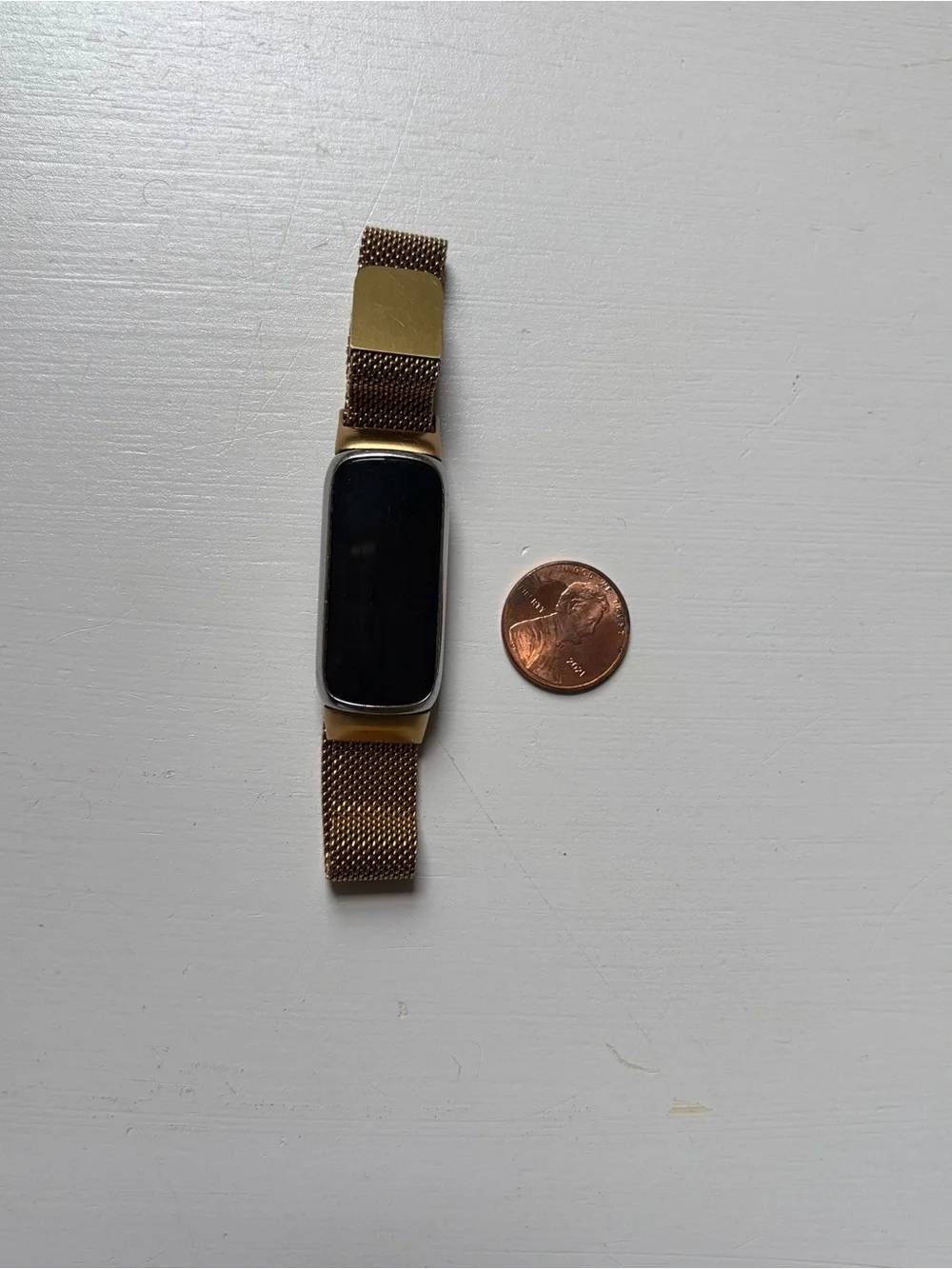 Fitbit Luxe Activity Tracker HR Watch with Gold Adjustable Band and Power Cord